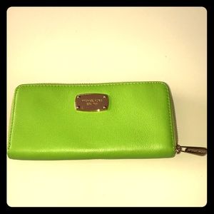 Michael Kors LIME Wallet
